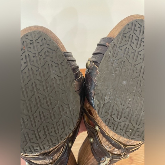 Frye Reese Brown Leather Wood Stacked Heels Sandal Slides Shoes Women’s Sz 9 - Picture 10 of 10